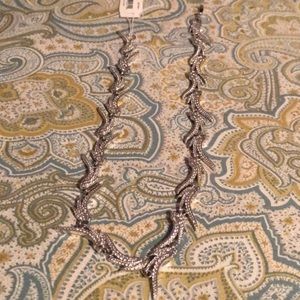 Brand New with Tags - KENDRA SCOTT CLEO NECKLACE